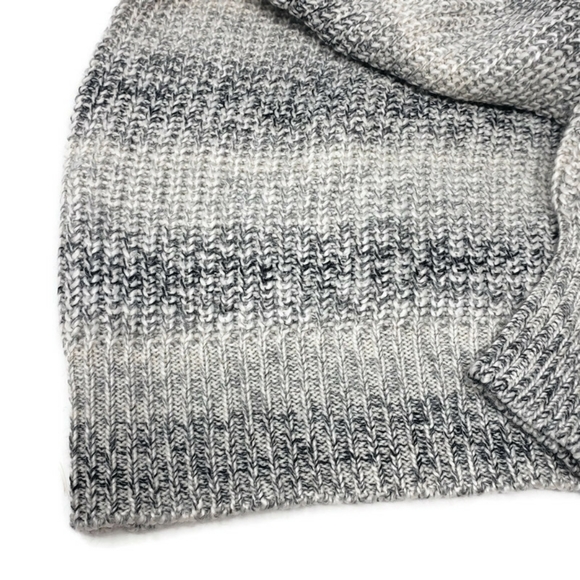 Host Pick 🏆 A.N.A. Black and White Stripe Crew Neck Plus Size Sweater 1X - Picture 3 of 7